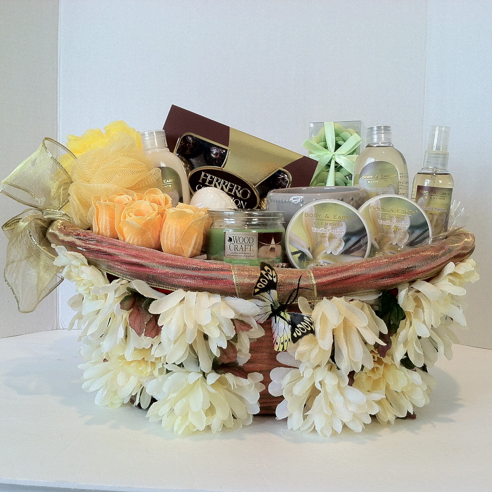 Mother's Day Gift, Wedding, Birthday, Spa Gift Basket, Gift Basket - $82.95