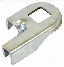 473520R2 Side Delivery Rake Spring Tooth Mounting Clip Fits IH 14,16,9 R... - $245.70 MXN
