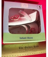 Small Wonders Baby Clothes Size 5 Infant White Dress Shoes Box Pink Flow... - $12.34