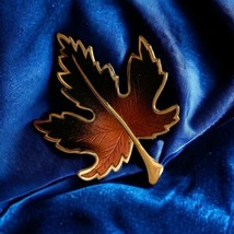 Enameled Maple Leaf Brooch Pin Vintage Autumn Fall Browns Gold Tone Holiday MCM - $14.84