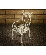 Decorative White Wire Chair - $16.46 CAD