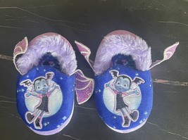 Disney Vampirina Toddler Cozy Slippers Size 5-6 Gripper Bottom Glitter Wings - $5.00