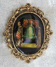 Baroque Liberty Bell &amp; Flag Gold-tone Brooch 1970s vintage - £10.38 GBP