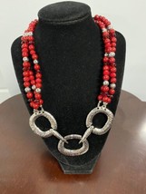 Julea B Fashion Necklace Red and Silvertone Beads w Hammered Links NEW - £7.56 GBP