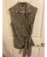 Leopard Print Wrap Shirt, Size Large - $187.71 MXN