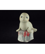 Precious Moments, F0104, Seal-ed With A Kiss, Cross In Heart Mark, 2001 - £31.92 GBP