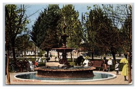 Fountain In City Park Medford OR Oregon DB Postcard W10 - £2.29 GBP