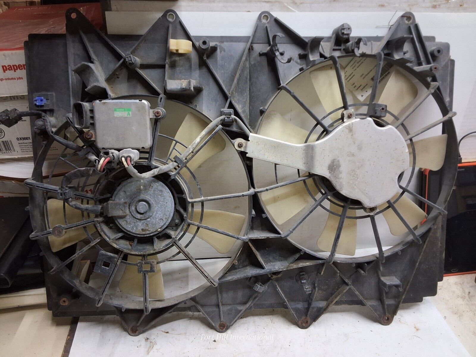 07 08 09 Mazda CX-9 engine cooling fan assembly OEM - $197.99