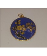 Vintage Royal Blue Flower Cloisonne  Enamel Yellow Gold Black Pendant - $460.12 MXN Vintage Royal Blue Flower Cloisonne  Enamel Yellow Gold Black Pendant - $460.12 MXN