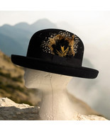 Vintage Black 100% Wool Curl Rim W/ Feathers Hat by Betmar NY Union Made... - $565.23 MXN