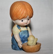 ENESCO Country Cousins Figurine 1981 Katy with Yellow Chick in Nest - £9.63 GBP