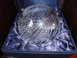   Faberge Atelier Crystal Collection Bowl  new in the box - $495.00