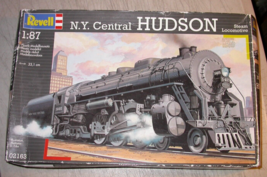 Revell 1:87 2003 NY Central HUDSON 4-6-4 Steam Locomotive Model Kit No. ... - £23.71 GBP