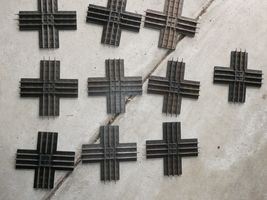 Lot of 10 Vintage O O27 Lionel Track Crossovers Crossings 1020 - $48.51