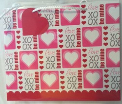 Valentine Be Mine Xo Ox Gift Bags With Tissue Paper - Lot Of 2 Medium Size Bags - £3.86 GBP