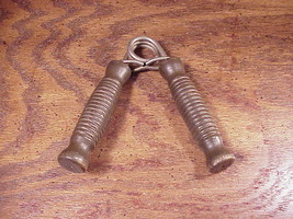 Vintage Hand Grip Exerciser, with Brown Wooden Handles - £5.55 GBP