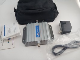 Cyfre CA-819 Dual Band Amplifier w/ Hardwire Plug, DC Plug And Nylon Bag - $14.31