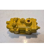 Hydraulic Control Valve SD7X6 | 9-1/2&quot; x 4-7/8&quot; x 3-1/2&quot; | 10 mm Thread - $3,761.48 MXN