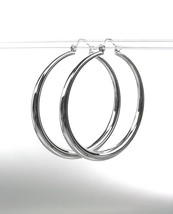 CLASSIC Graduated SILVER Metal 1 1/8&quot; Round Hoop Pincatch Earrings - £10.35 GBP