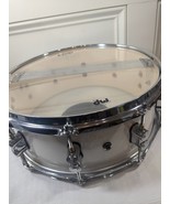 PDP by DW CONCEPT MAPLE PEARLESCENT WHITE SNARE DRUM 14&quot; 10-PLY remo hea... - €140,22 EUR