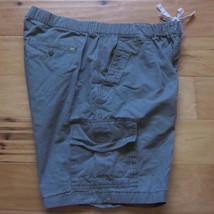 TOMMY BAHAMA Men&#39;s RELAX Green Cargo Shorts size (XL) Pleated Front Draw... - £25.50 GBP