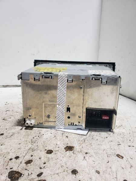 Audio Equipment Radio Am-fm-stereo-cd Fits 03 AUDI A4 705864*** RADIO CODE NO... Item image 6