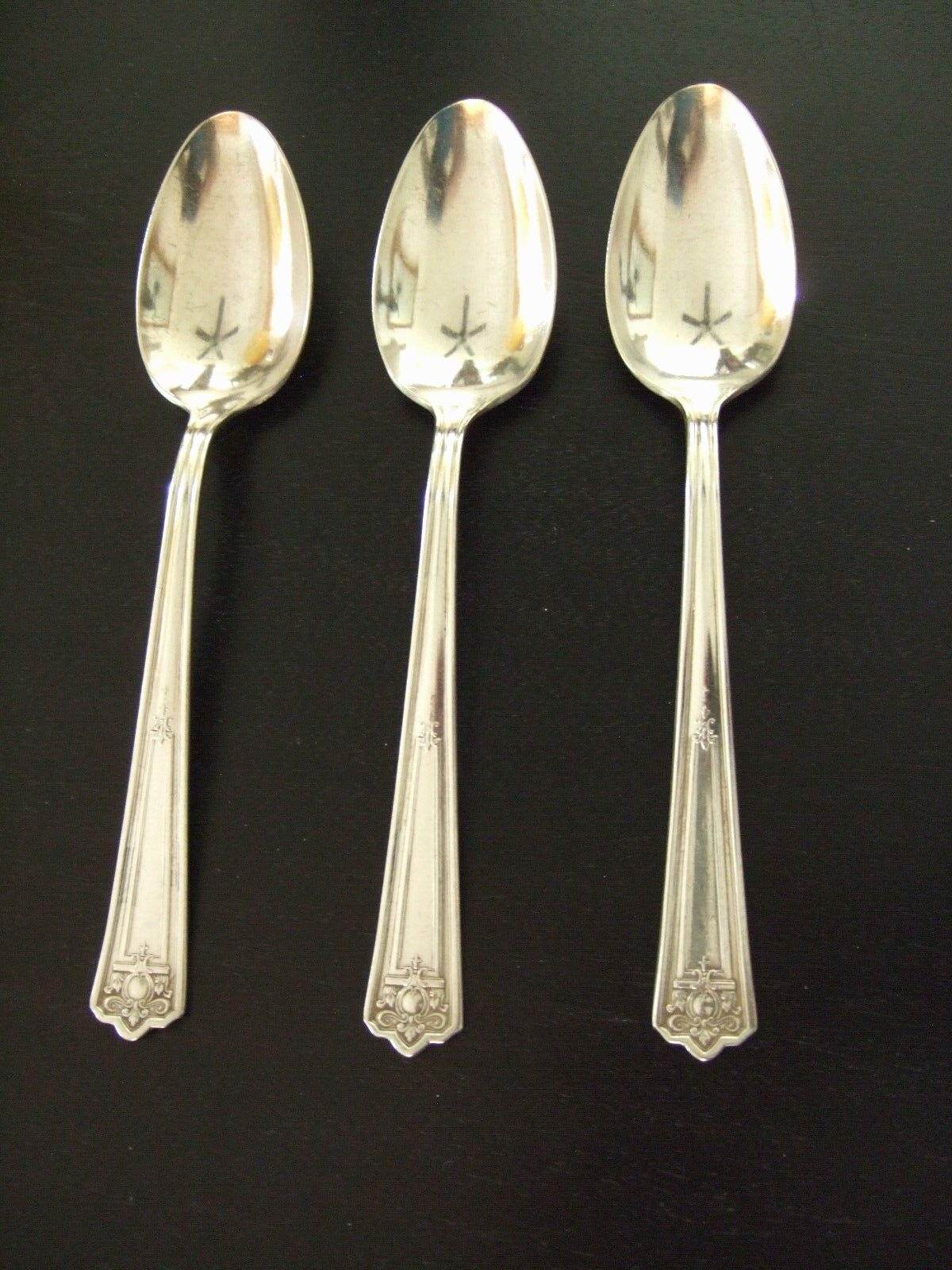 3 OVAL BOWL SOUP SPOONS ROGERS & BRO XII SILVERPLATE 1928 MAJESTIC PATTERN 7 1/4 - $10.49