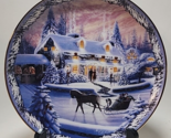 VILLAGE INN collector plate Renee McGinnis CHRISTMAS IN THE VILLAGE slei... - £19.83 GBP