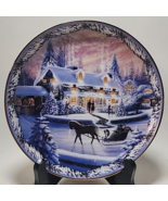 VILLAGE INN collector plate Renee McGinnis CHRISTMAS IN THE VILLAGE slei... - $33.90 CAD