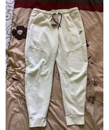 Nike Sportswear Tech Fleece Joggers White Heather Size XL Men’s DD4706-100 - $174.05 CAD