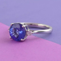 14k White Gold Plated 1.5Ct Round Simulated Amethyst Three-Stone Engagement Ring - £106.82 GBP