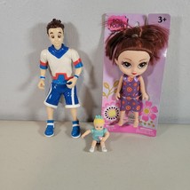 Action Figure Doll House Lot Cubix Robots Connor Baby and Poupee Doll In Package - $10.99