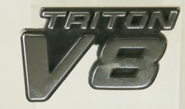 99-04 Ford F250 F350 TritonV8 Fender Emblem Nameplate F81B-16702-AA OEM 288 - £7.95 GBP