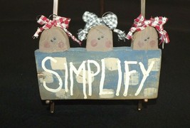 Primitive Country Folk Art Small Wooden People Simplify Wall Hanging Plaque - £9.54 GBP