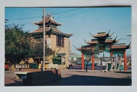 Postcard Chinatown Los Angeles California Usa Forecourt Colorful Gate - £6.93 GBP