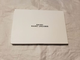 New! Marc By Marc Jacobs Daisy Gift PVC Zipper Pouch / Pochette Women&#39;s - £3.96 GBP