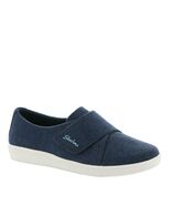 Skechers Women Madison Ave Shoes  Distinctively Navy Sneakers 6 - $50.70 CAD