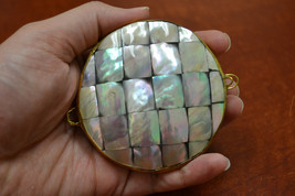 round MOTHER of PEARL SHELL trinket box coin purse 3&quot; #t-2807 - £9.41 GBP