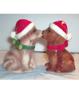 Attractives Magnetic Kissing Holiday Puppies Salt and Pepper Shakers New... - £5.78 GBP