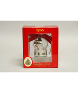 SPODE CHRISTMAS TREE SNOWMAN SNOWBALL ORNAMENT - $358.54 MXN