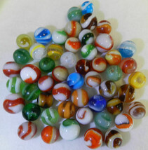 #19018m Vintage Group or Lot of 50 Rough Akro Agate Corkscrew Marbles - $59.39