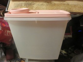 Vintage Tupperware Cereal Storage Container #469-9 with Lid No 471-1 - £7.09 GBP