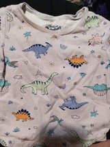 oshkosh original girl purple dinosaur size 18 months shirt - $5.00