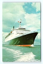 Postcard Queen Elizabeth 2 Cunard Line British Ocean Liner Passenger Ship 1974 - £4.74 GBP