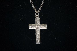 Religious Silver Tone Cross Pendant on Chain w Incised Design Jewelry Necklace - £10.27 GBP
