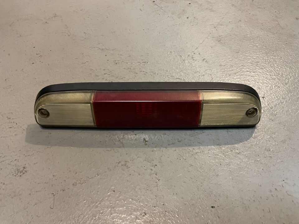 99-16 Ford F250 F350 F450 Super Duty 3rd Eye Brake Cargo Light Lamp OEM - $12.83