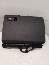 PASSAT    2008 Glove Box 1433780 - $848.36 MXN