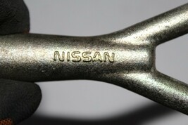 2003-2008 INFINITI FX35 FX45 SPARE TIRE TOW HOOK TOOL J4111 image 2