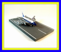 Air Force One 747 Vc 25,Runway 24 Diecast Aircraft Model,Collector&#39;s Model , New - £17.57 GBP