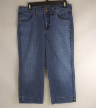 Bandolinoblu Women&#39;s Distressed Double Button Low Rise Capri Jeans Size 30x23 - $16.48